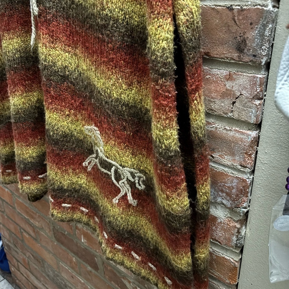 Bit & Bridle Poncho Cape Knit One Size Horse Western Boho - Picture 4 of 5